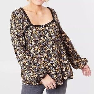 Daytrip Buckle Floral long sleeve Blouse - Size Small - New with tags